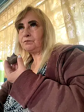 Irina2909xh online show from 12, 10, 2025