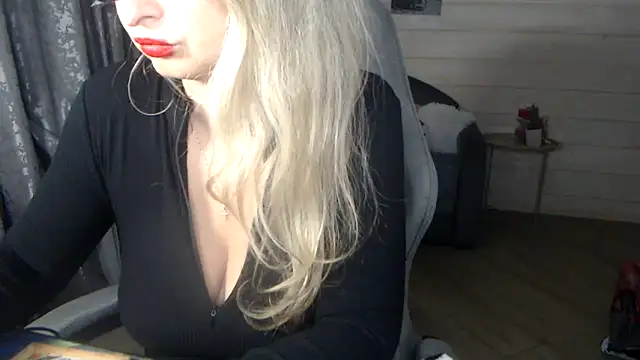 RubiLakros online show from 11, 9, 2025