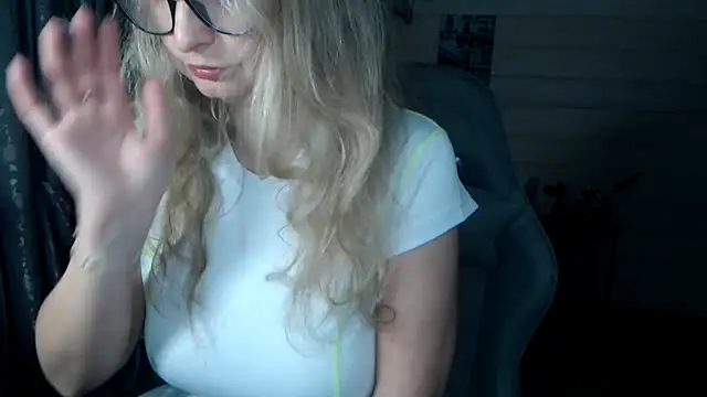 RubiLakros online show from 26, 11, 2025