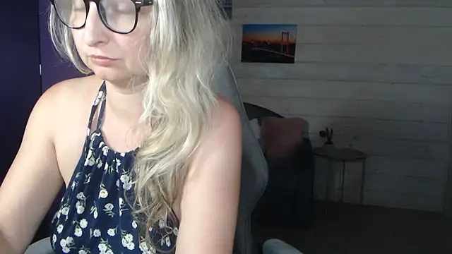 RubiLakros online show from 1, 8, 2026