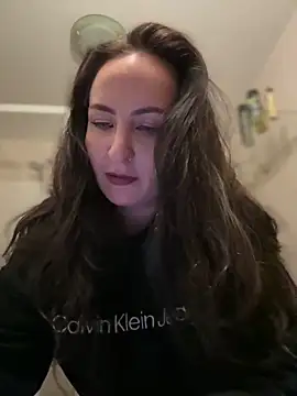 Snapshot of itsCassie chatting on 21, 12, 2025 itsCassie online show from 21, 12, 2025