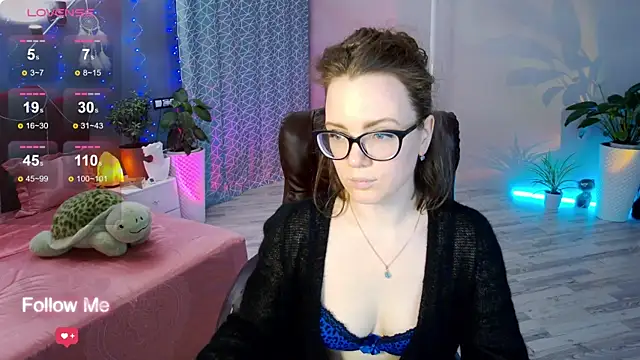 AngelaWhiti online show from 20, 3, 2025