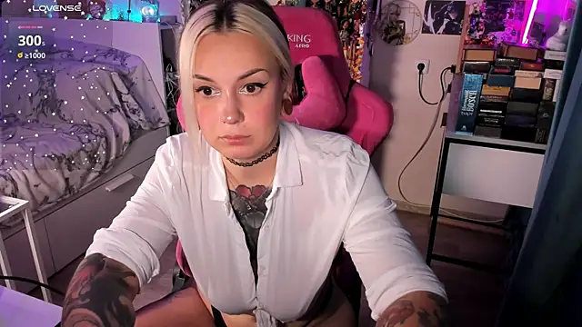 ChloeKohaku online show from 18, 7, 2026