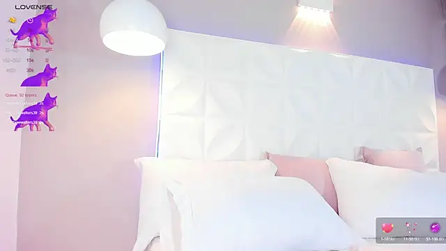 Snapshot of Alexis_camX chatting on 22, 2, 2025 Alexis camX online show from 22, 2, 2025