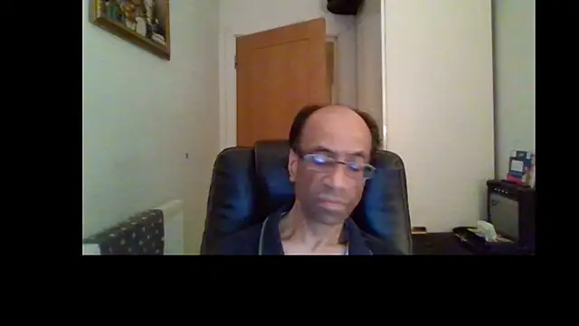 Snapshot of rauncher1 chatting on 26, 6, 2026 rauncher1 online show from 26, 6, 2026