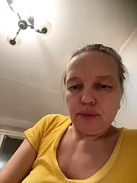 Snapshot of Susanel chatting on 1, 12, 2024 Susanel online show from 1, 12, 2024