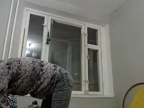 Snapshot of Susanel chatting on 1, 12, 2024 Susanel online show from 1, 12, 2024