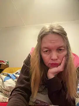 Snapshot of Susanel chatting on 14, 12, 2024 Susanel online show from 14, 12, 2024