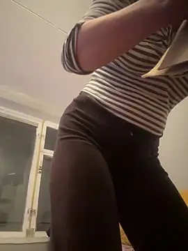 Snapshot of Susanel chatting on 20, 12, 2024 Susanel online show from 20, 12, 2024