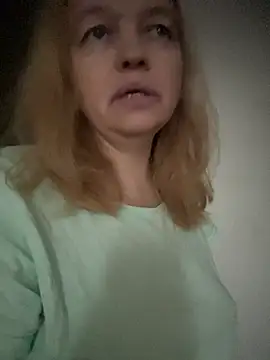 Snapshot of Susanel chatting on 23, 12, 2024 Susanel online show from 23, 12, 2024