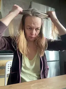 Snapshot of Susanel chatting on 15, 1, 2025 Susanel online show from 15, 1, 2025