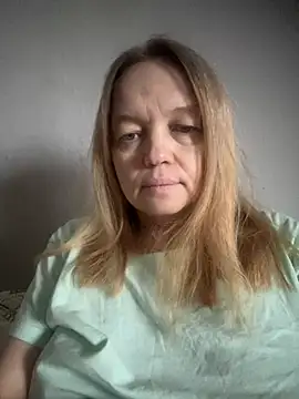 Snapshot of Susanel chatting on 17, 1, 2025 Susanel online show from 17, 1, 2025