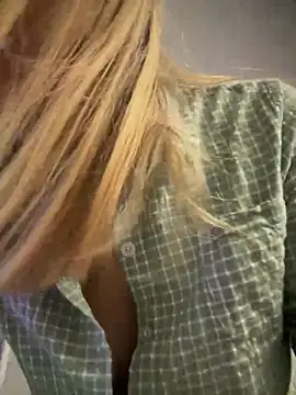 Snapshot of Susanel chatting on 21, 1, 2025 Susanel online show from 21, 1, 2025