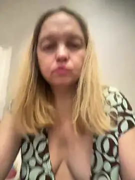 Snapshot of Susanel chatting on 21, 1, 2025 Susanel online show from 21, 1, 2025