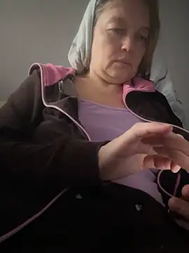 Snapshot of Susanel chatting on 24, 1, 2025 Susanel online show from 24, 1, 2025