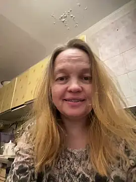 Snapshot of Susanel chatting on 2, 2, 2025 Susanel online show from 2, 2, 2025