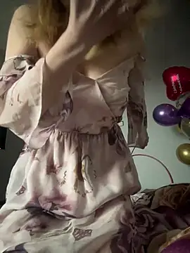 Snapshot of Susanel chatting on 14, 2, 2025 Susanel online show from 14, 2, 2025