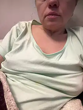 Snapshot of Susanel chatting on 17, 2, 2025 Susanel online show from 17, 2, 2025