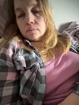 Snapshot of Susanel chatting on 21, 2, 2025 Susanel online show from 21, 2, 2025