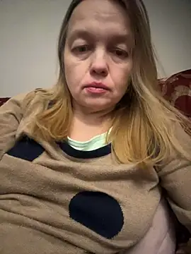 Snapshot of Susanel chatting on 21, 2, 2025 Susanel online show from 21, 2, 2025