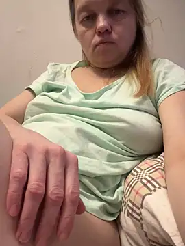 Snapshot of Susanel chatting on 23, 2, 2025 Susanel online show from 23, 2, 2025