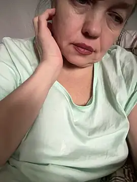 Snapshot of Susanel chatting on 4, 3, 2025 Susanel online show from 4, 3, 2025