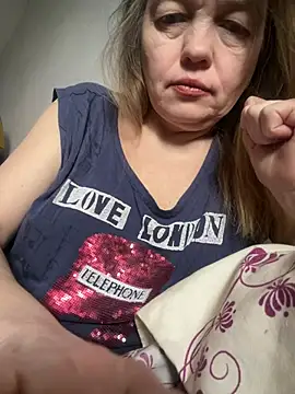 Snapshot of Susanel chatting on 5, 3, 2025 Susanel online show from 5, 3, 2025