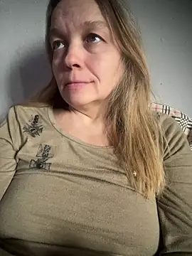 Snapshot of Susanel chatting on 15, 3, 2025 Susanel online show from 15, 3, 2025