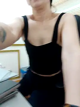 Snapshot of ladyxianne chatting on 3, 3, 2025 ladyxianne online show from 3, 3, 2025