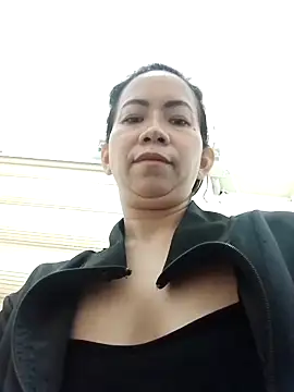 Snapshot of ladyxianne chatting on 3, 3, 2025 ladyxianne online show from 3, 3, 2025