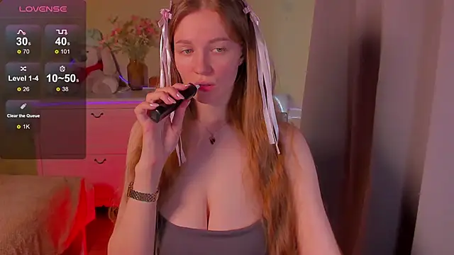 SweetMilkis online show from 24, 4, 2026