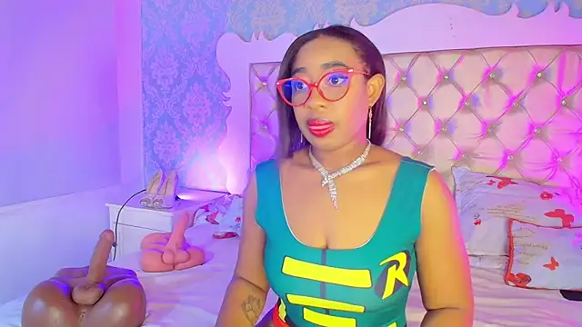 CaseyMoon online show from 13, 3, 2026