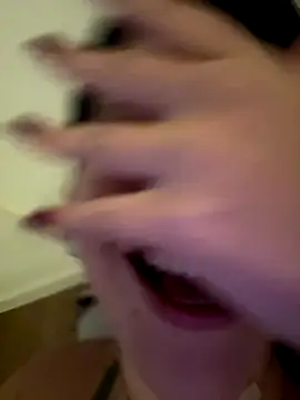 kiarafonseca  online show from 5, 10, 2025