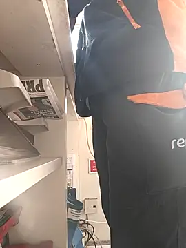 Snapshot of Blog100vergonhas chatting on 8, 4, 2026 Blog100vergonhas online show from 8, 4, 2026