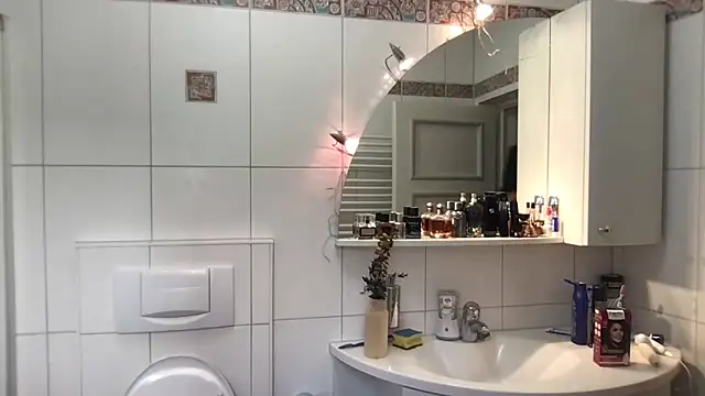 Viola Beck online show from 24, 9, 2025