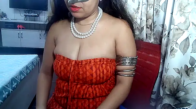 Snapshot of yourradhika chatting on 7, 2, 2025 yourradhika online show from 7, 2, 2025