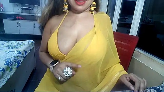 Snapshot of yourradhika chatting on 20, 3, 2025 yourradhika online show from 20, 3, 2025