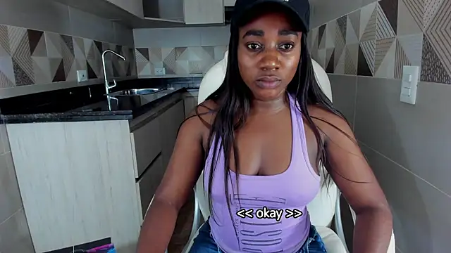 Snapshot of cristaaalclocks1 chatting on 6, 2, 2025 cristaaalclocks1 online show from 6, 2, 2025