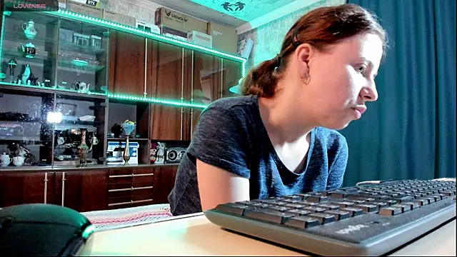 pa1e pr1ncess online show from 8, 9, 2025