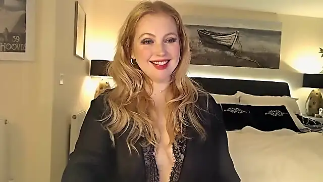 Snapshot of AlbanyWhite chatting on 7, 2, 2025 AlbanyWhite online show from 7, 2, 2025