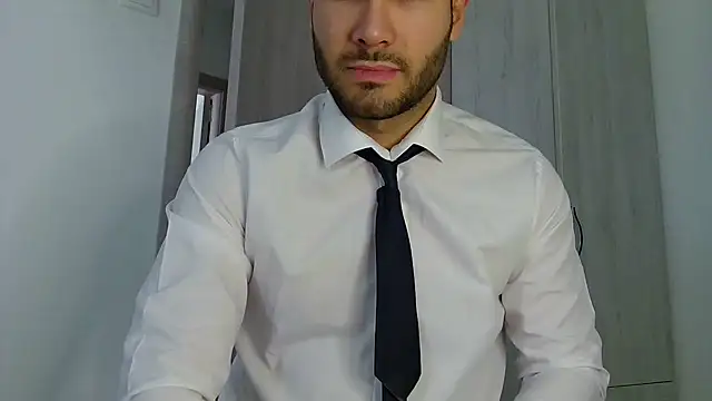 Justynn1 online show from 1, 6, 2026