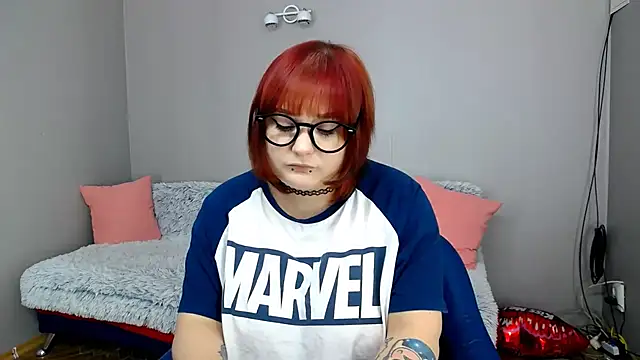 Estheri online show from 18, 2, 2025