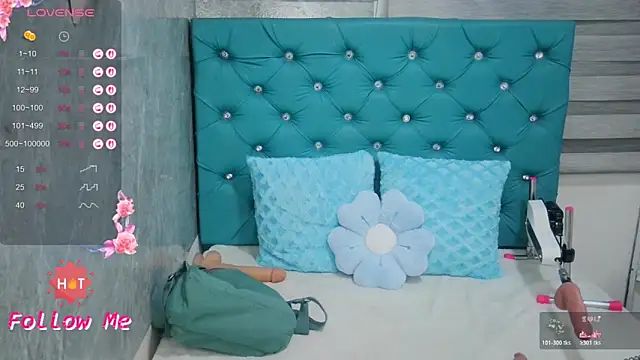 MAARYMOON online show from 18, 4, 2026