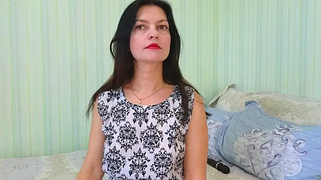  Lily  online show from 13, 2, 2025