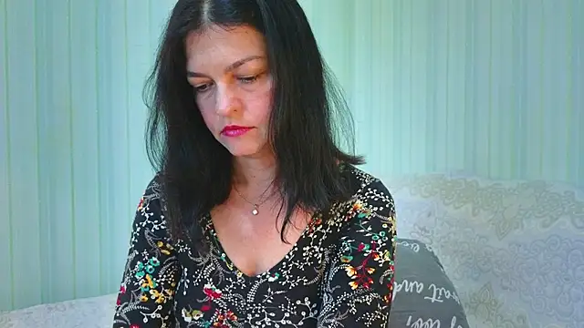  Lily  online show from 6, 7, 2026