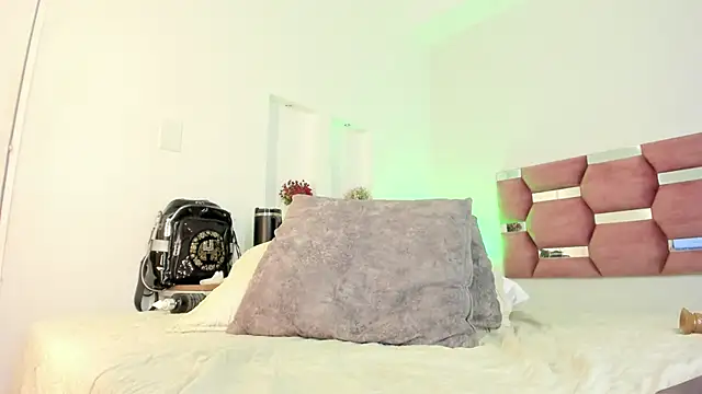 AlondraDiossa03 online show from 18, 3, 2025