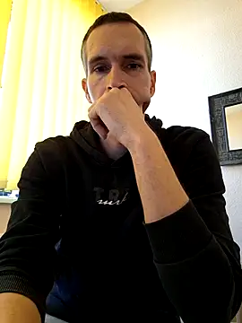 Snapshot of Geiler-boy313 chatting on 19, 3, 2025 Geiler-boy313 online show from 19, 3, 2025