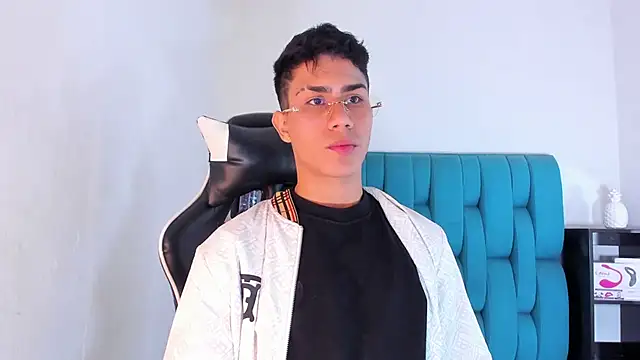 Snapshot of AlanNaughty chatting on 3, 3, 2025 AlanNaughty online show from 3, 3, 2025