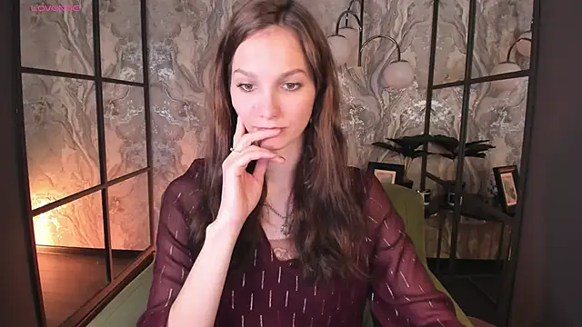 MirandaGlow online show from 17, 3, 2025