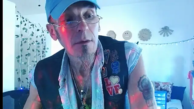 Snapshot of mycock2474u chatting on 25, 2, 2025 mycock2474u online show from 25, 2, 2025